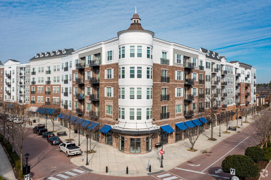11275 W Broad St, Glen Allen, VA à louer - Photo du bâtiment - Image 1 de 15