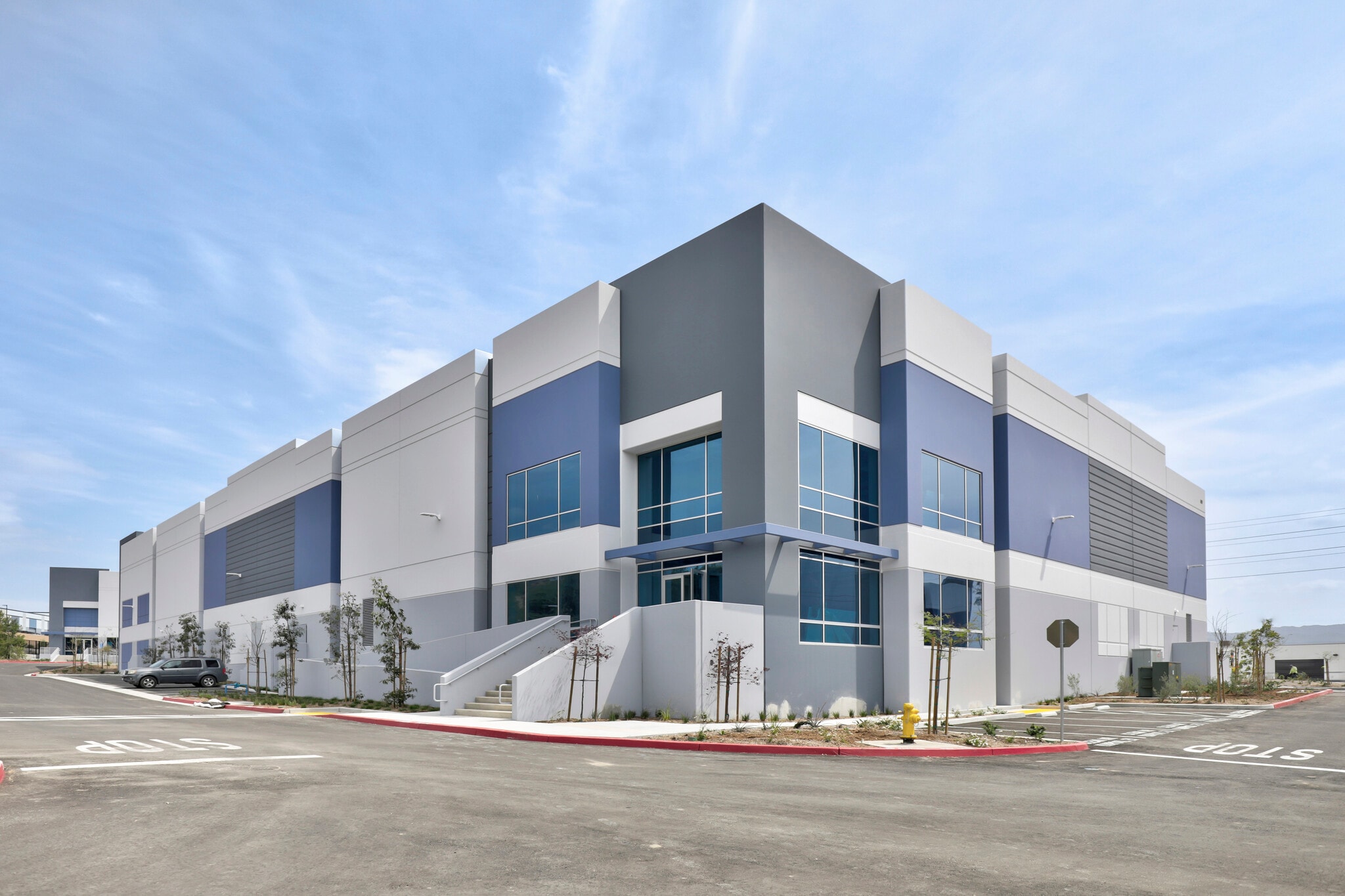 NEC Madera Rd & Easy St, Simi Valley, CA for lease Building Photo- Image 1 of 9