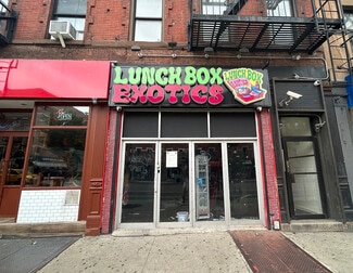 Plus de détails pour 696 Ninth Ave, New York, NY - Commerce de détail à louer