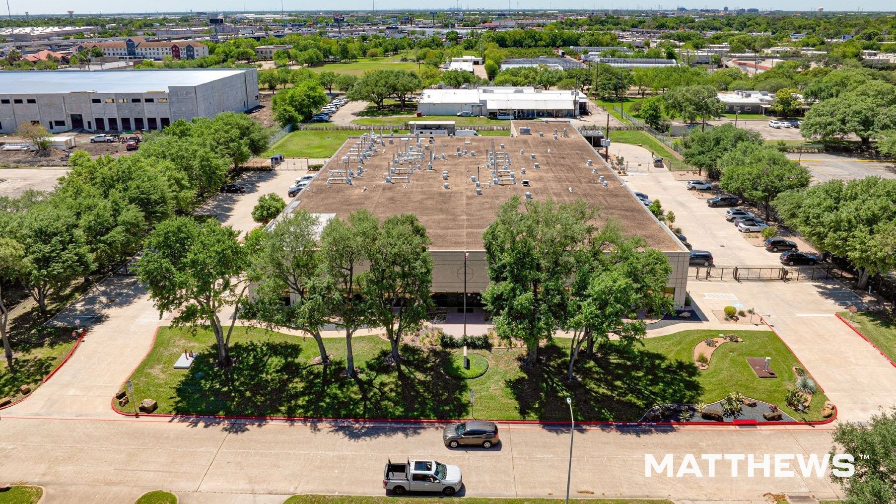 10625 Fallstone Rd, Houston, TX à vendre Photo principale- Image 1 de 4