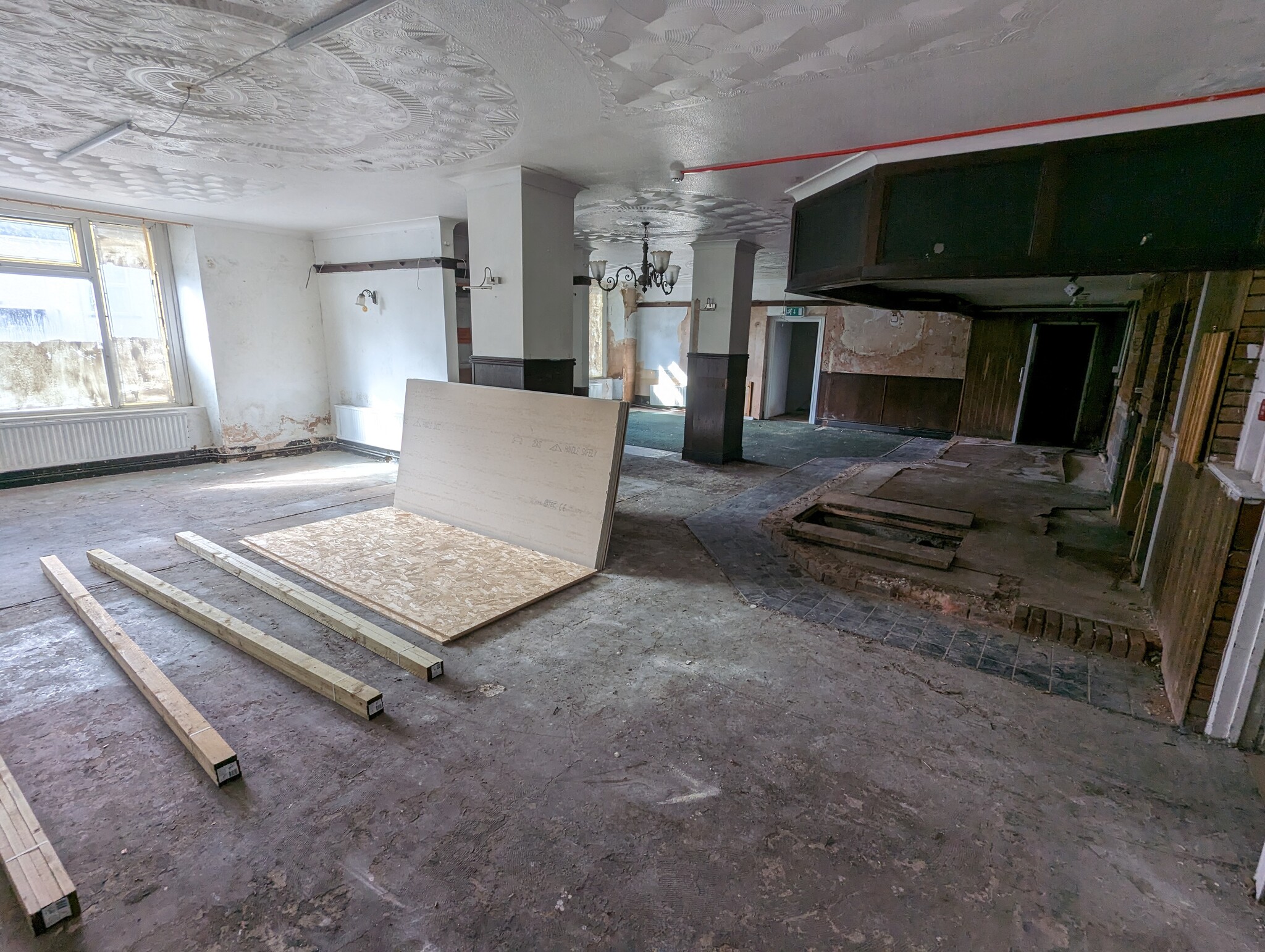 71 Sterry Rd, Swansea for lease Interior Photo- Image 1 of 3