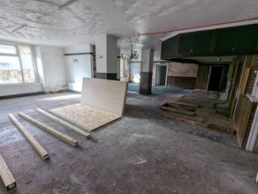 71 Sterry Rd, Swansea for lease Interior Photo- Image 1 of 3