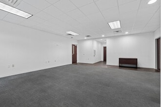 1430 Madison St, Clarksville, TN for lease Interior Photo- Image 2 of 7