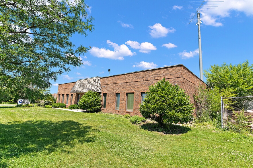 10470 164th Pl, Orland Park, IL à vendre - Photo du bâtiment - Image 1 de 43