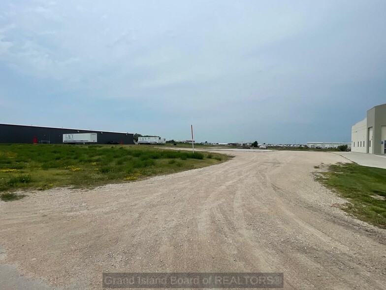 4586 Gold Core Rd, Grand Island, NE à vendre - Photo du b timent - Image 2 de 33