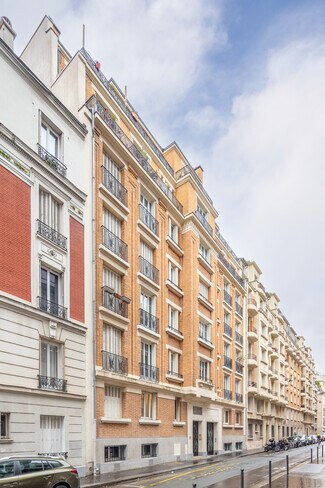 Plus de détails pour Rue De La Colonie, Paris - Commerce de détail à louer
