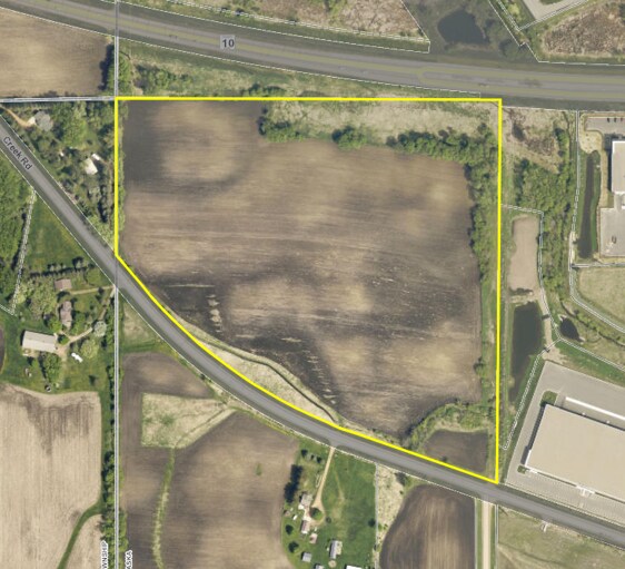 xxx Engler Blvd, Chaska, MN à vendre - Photo principale - Image 1 de 2