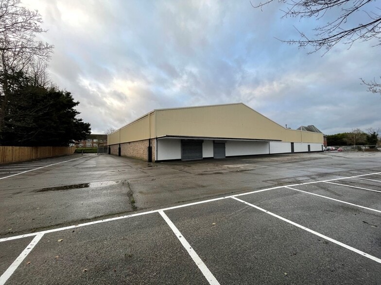 Mildenhall, Bury St Edmunds for lease - Building Photo - Image 3 of 5
