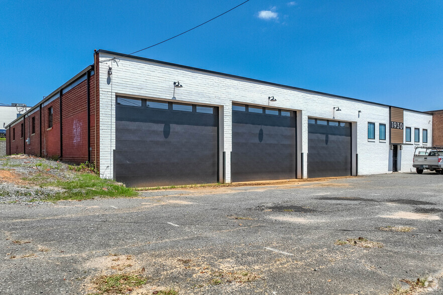 1930 Freedom Dr, Charlotte, NC à vendre - Photo du bâtiment - Image 1 de 1