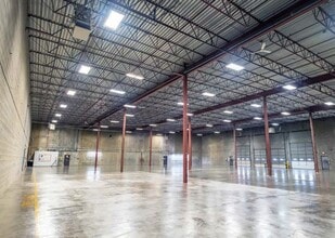 6100 Kingsland Dr, Burnaby, BC for lease Interior Photo- Image 2 of 5