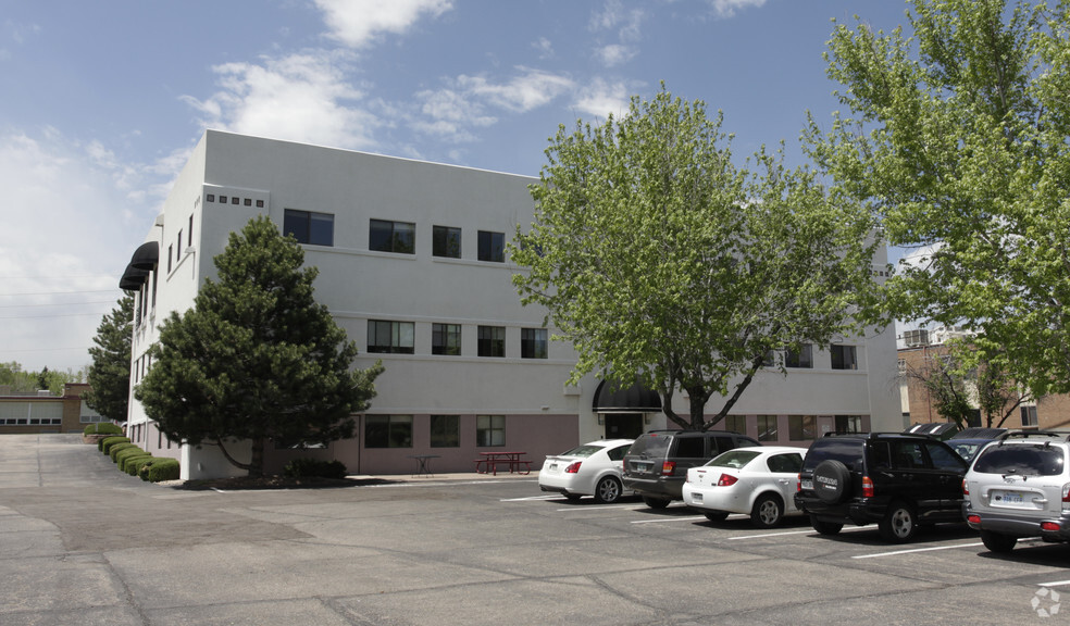 1350 Independence St, Lakewood, CO for lease - Building Photo - Image 2 of 9