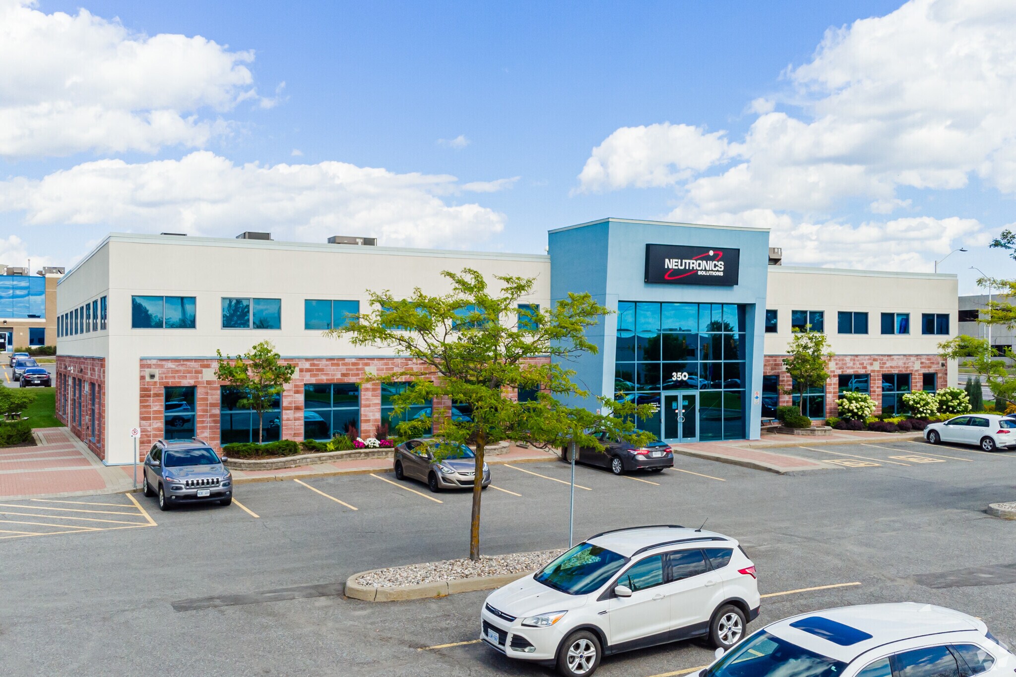 350 Palladium Dr, Ottawa, ON à vendre Photo du bâtiment- Image 1 de 6