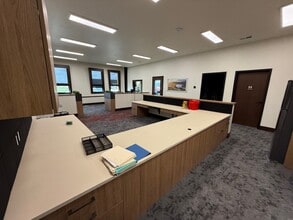 3202 W 5000 S, Rexburg, ID for lease Interior Photo- Image 1 of 12