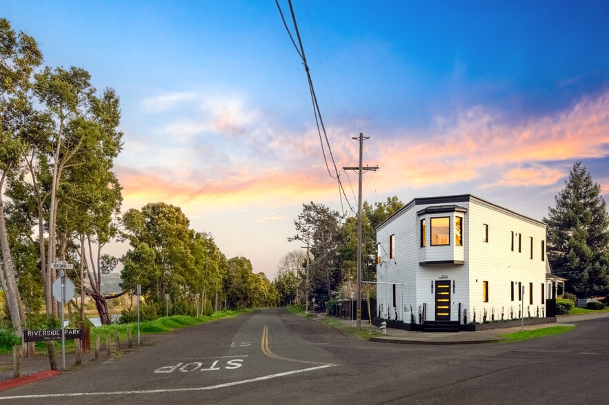 585 Riverside Drive, Napa, CA for sale - Building Photo - Image 2 of 35