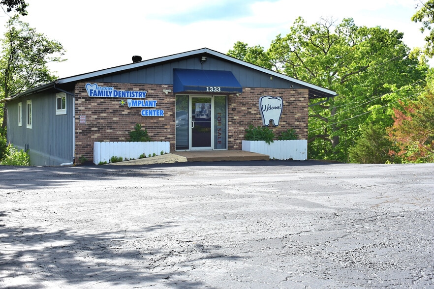 1333 W Outer 21 Rd, Arnold, MO for sale - Building Photo - Image 3 of 30