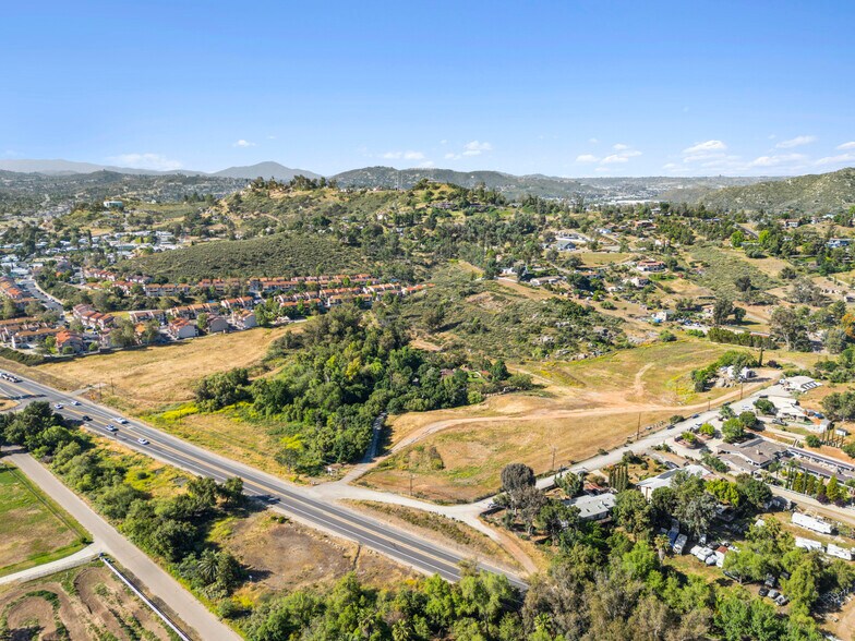 Highway 67, Lakeside, CA à vendre - Aérien - Image 3 de 4