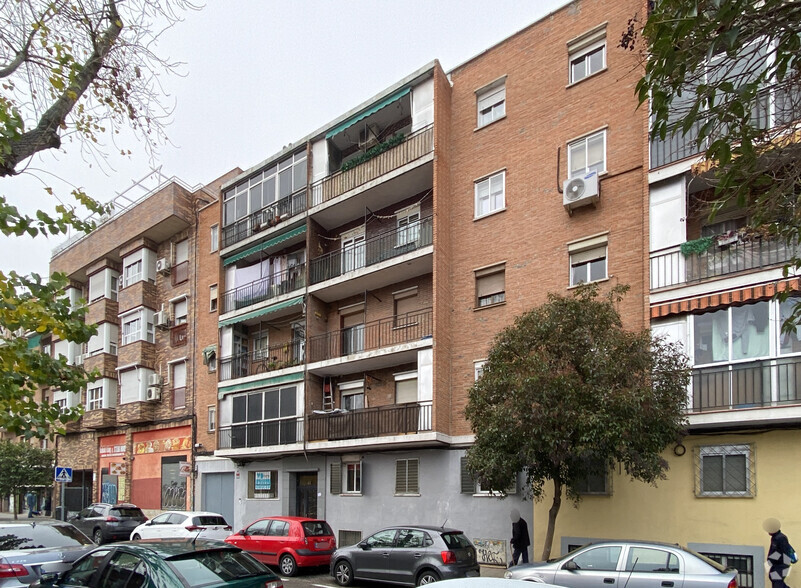 Calle Boltaña, 63, Madrid, Madrid for sale - Building Photo - Image 3 of 4