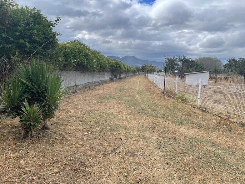 Lugar Carracedelo, Carracedelo, León for sale - Building Photo - Image 3 of 38
