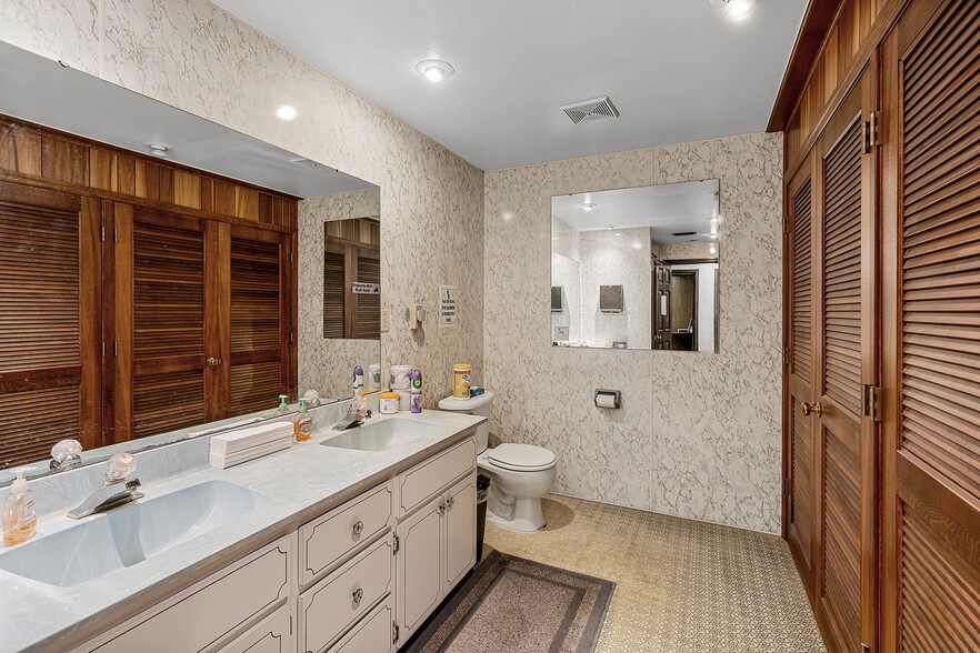 131 W Main St, Tavares, FL for sale - Building Photo - Image 3 of 8