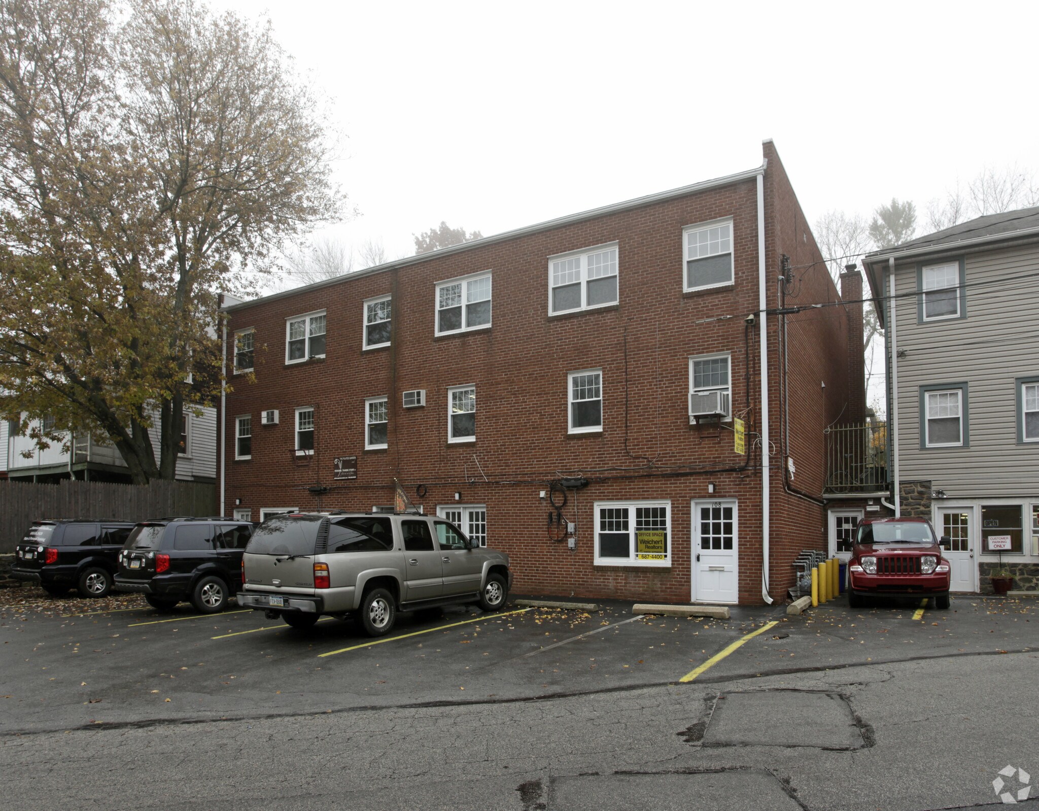 108 Plant Ave, Wayne, PA à louer Photo principale- Image 1 de 13