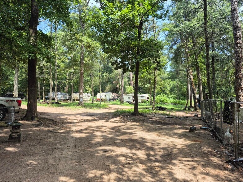 5210 FM 3081 Rd, Willis, TX à vendre - Photo intérieure - Image 3 de 6