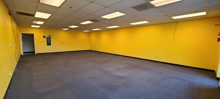 3830-3860 River Rd N, Keizer, OR for lease Building Photo- Image 1 of 5