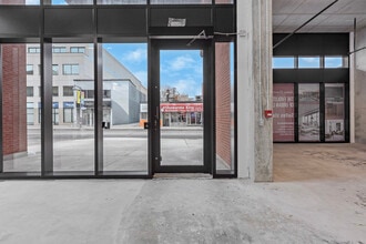 390-394 Bank St, Ottawa, ON à louer Photo intérieure- Image 2 de 3