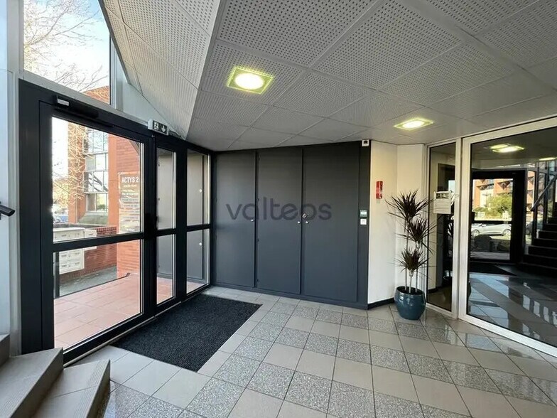 221 Rue Carmin, Labège à louer - Photo du bâtiment - Image 3 de 5