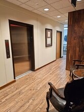 150 Industrial Ave, Azle, TX for lease Interior Photo- Image 2 of 18