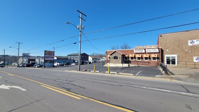 Plus de détails pour 1346 N Church St, Hazle Township, PA - Commerce de détail à vendre
