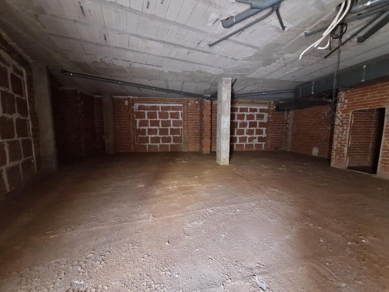 Retail in Algemesí for sale - Building Photo - Image 1 of 5