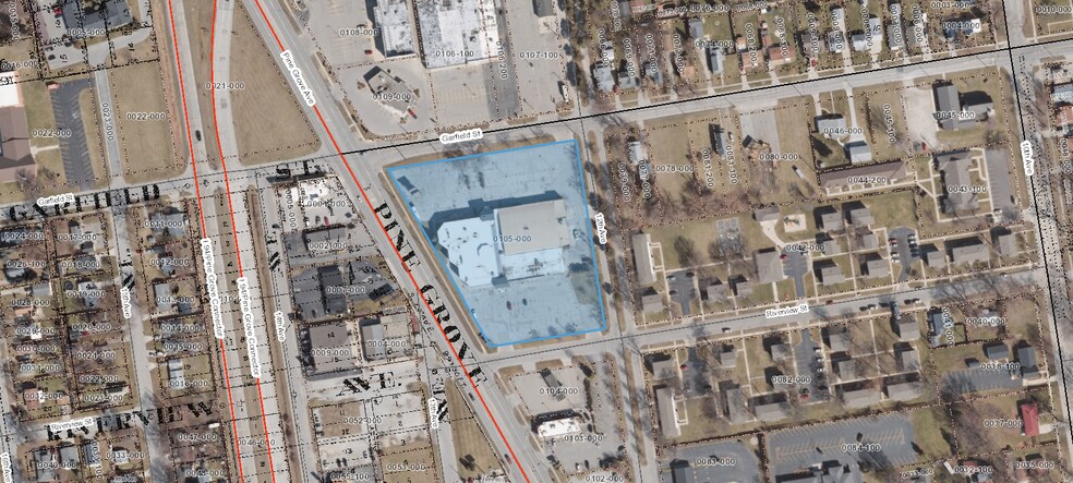 2700 Pine Grove Ave, Port Huron, MI à vendre - Photo du bâtiment - Image 3 de 5