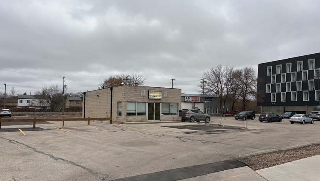 More details for 3455 Pembina Hwy, Winnipeg, MB - Retail for Lease
