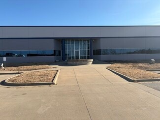 Plus de détails pour 11217-11227 Lakeview Ave, Lenexa, KS - Bureau à louer