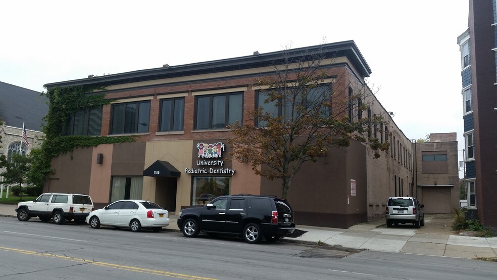 1100 Main St, Buffalo, NY à louer - Photo du bâtiment - Image 1 de 7