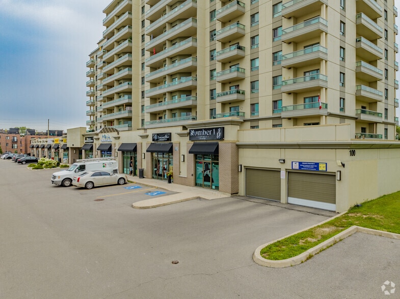 100 Plains Rd W, Burlington, ON à louer - Photo du bâtiment - Image 2 de 14