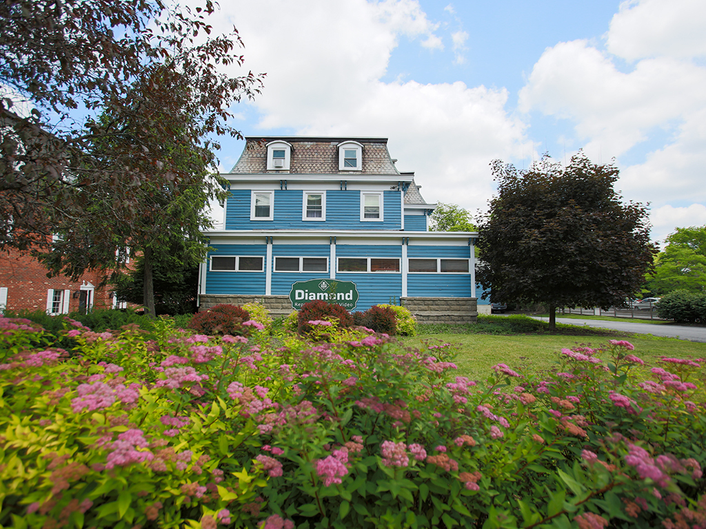 12 Scotchtown Ave, Goshen, NY à vendre Photo principale- Image 1 de 44