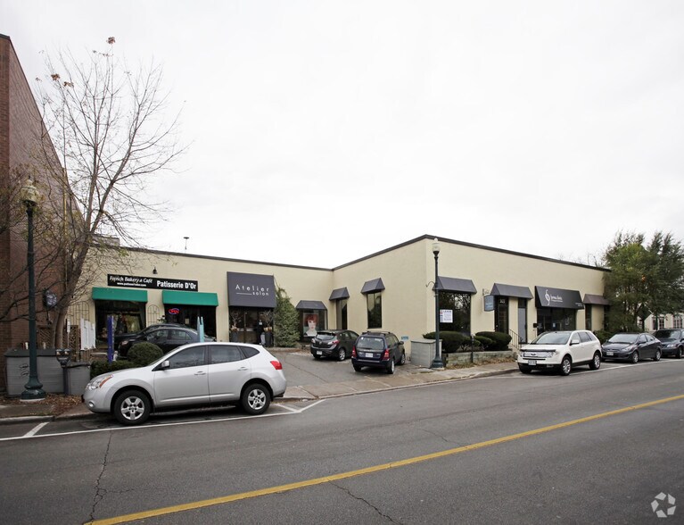 301-303 Robinson St, Oakville, ON à vendre - Photo principale - Image 1 de 1