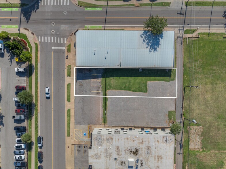 502 NW 8th st, Oklahoma City, OK à vendre - Photo du bâtiment - Image 2 de 16