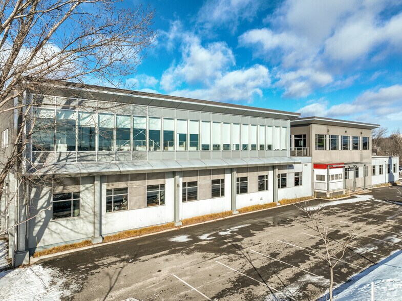 3365-3367 Sainte-Anne Boul, Québec, QC for sale - Primary Photo - Image 1 of 16