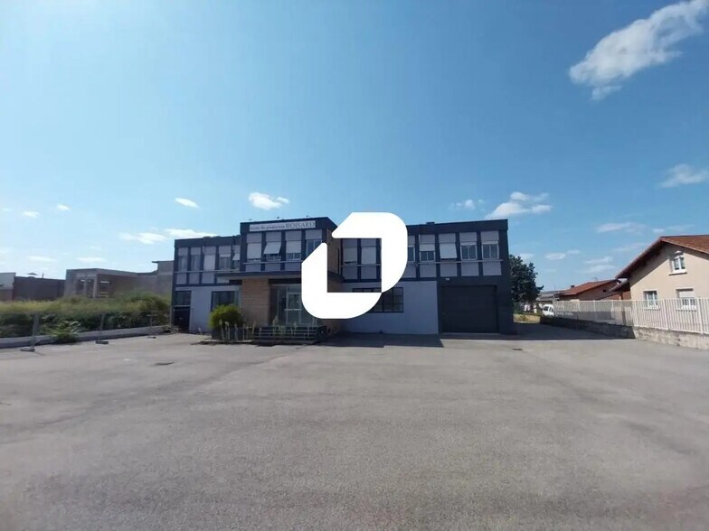 34-36 Avenue Des Bruyères, Décines-Charpieu à louer - Photo du bâtiment - Image 3 de 21