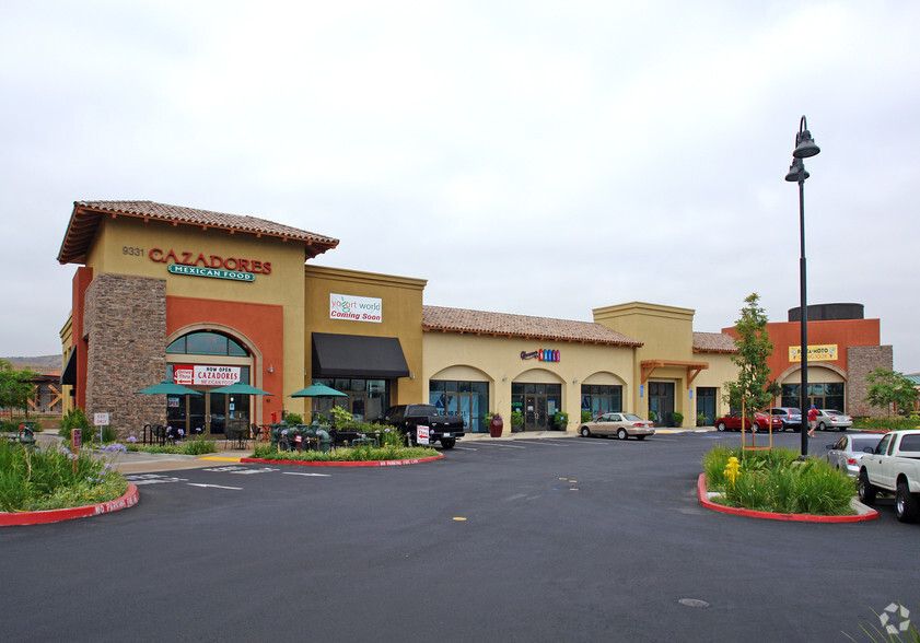 Mission Gorge Rd, Santee, CA for lease - Building Photo - Image 1 of 6