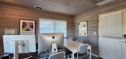 1120 Pinellas Bayway S, Saint Petersburg, FL for lease Interior Photo- Image 2 of 8