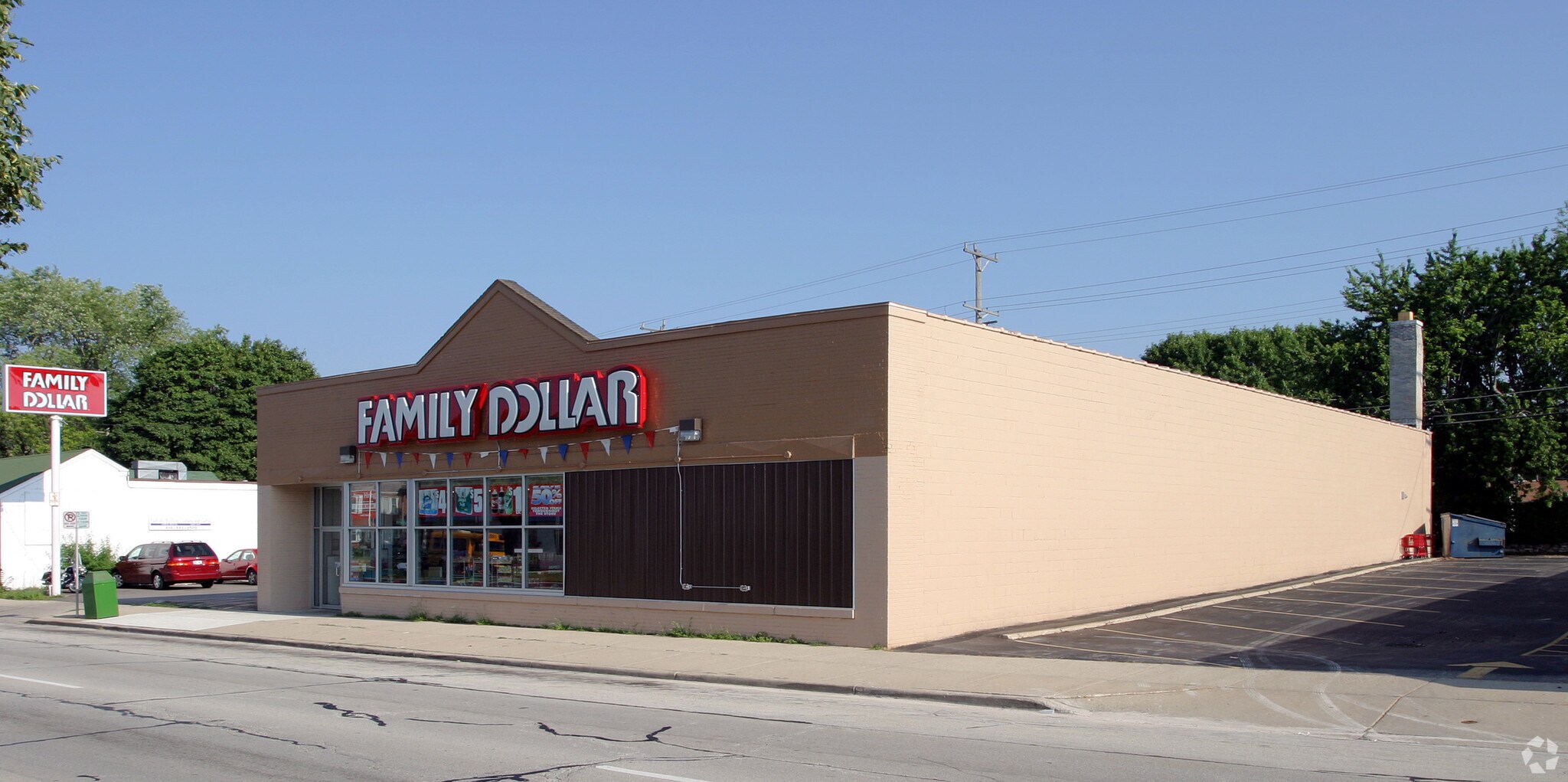 7924 W Burleigh St, Milwaukee, WI à vendre Photo principale- Image 1 de 6