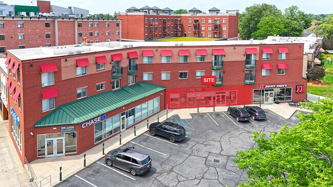 More details for 639-643 E Grand River Ave, East Lansing, MI - Retail for Lease