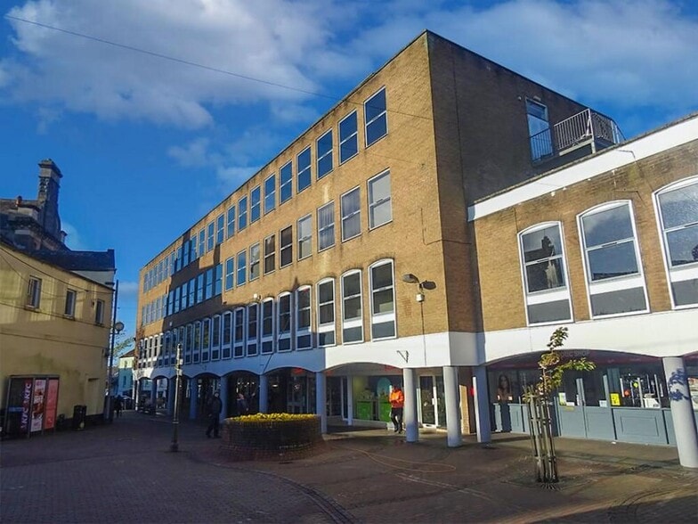 1-3 Red St, Carmarthen for lease - Building Photo - Image 2 of 6
