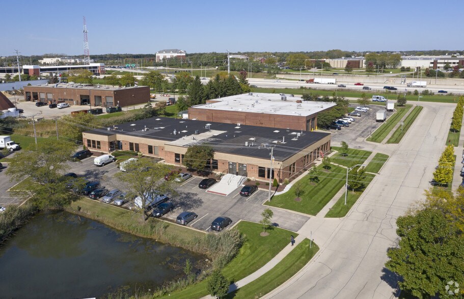 2200 N Stonington Ave, Hoffman Estates, IL à vendre - Aérien - Image 3 de 4