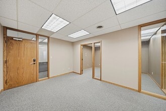 770 N Cotner Blvd, Lincoln, NE for lease Interior Photo- Image 2 of 17