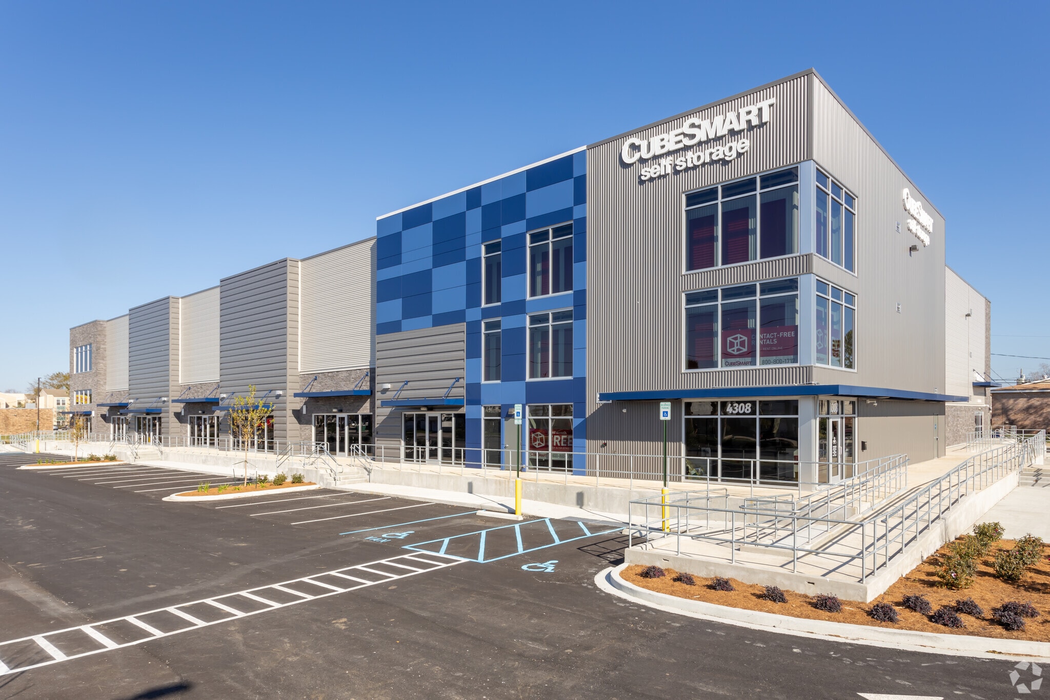 4308 Williams Blvd, Kenner, LA à louer Photo principale- Image 1 de 6