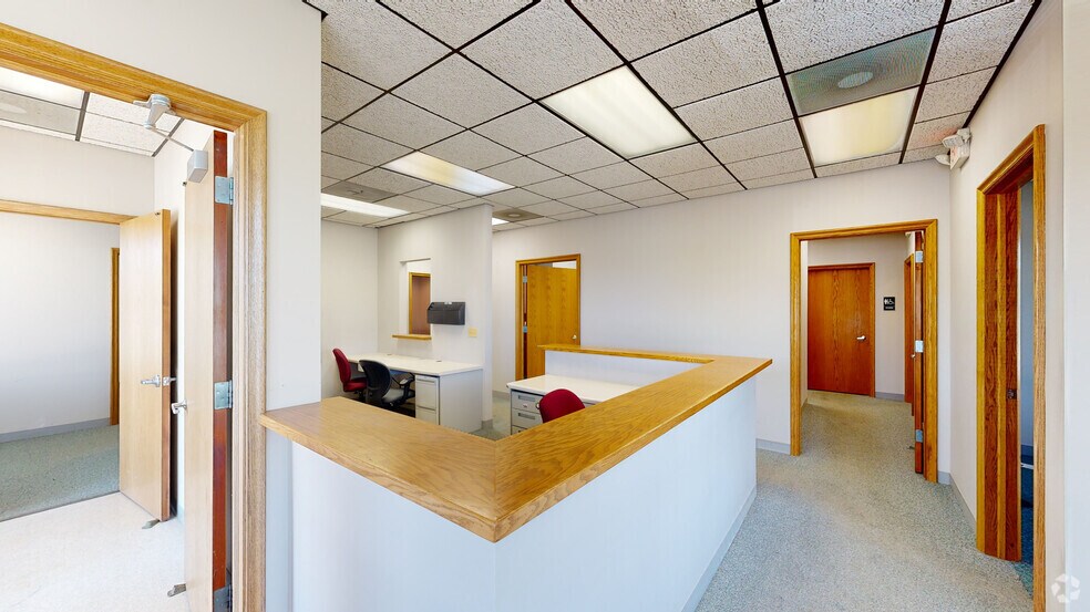 3 S Greenleaf Ave, Gurnee, IL à louer - Numérisation 3D de Matterport - Image 3 de 41